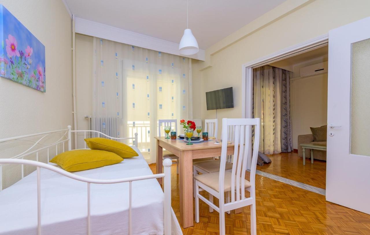 Athanasia'S Central Home อเล็กซานโดรโพลิส ภายนอก รูปภาพ